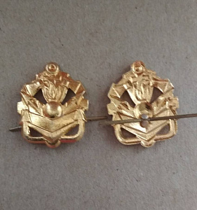 Эмблема петлица Инженерных войск Тип2 алюминий золотистая 1шт