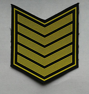 Шеврон 5 курс ( курсовка ) уголком пластизол чёрная основа