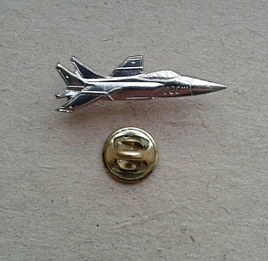Значок Миг 31 серебристый