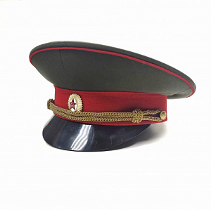 Фуражка оливковая с красным околышем