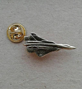 Значок СУ 34 золотистый