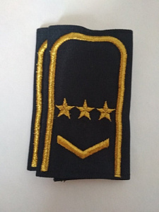 Фальшпогоны среднего начальствующего состава БелЖД, олна лычка и три звезды. Вышитые